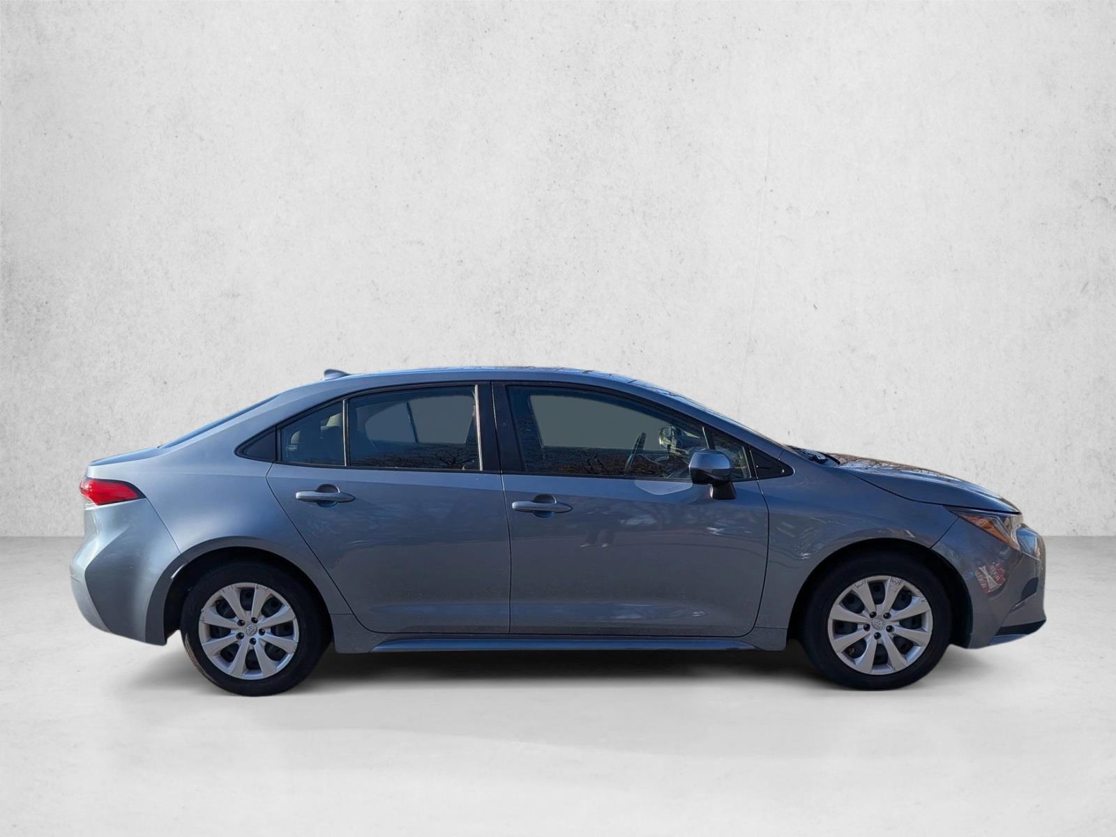 2023 Toyota Corolla LE photo 4