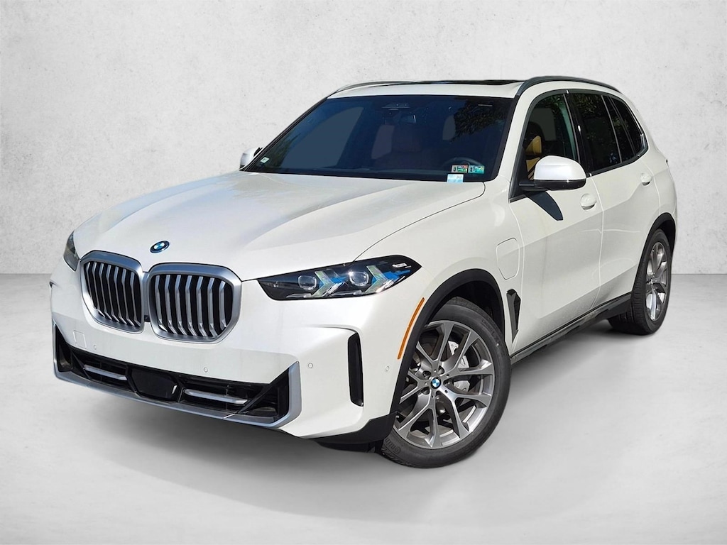 New 2026 BMW X5 PHEV xDrive50e SUV