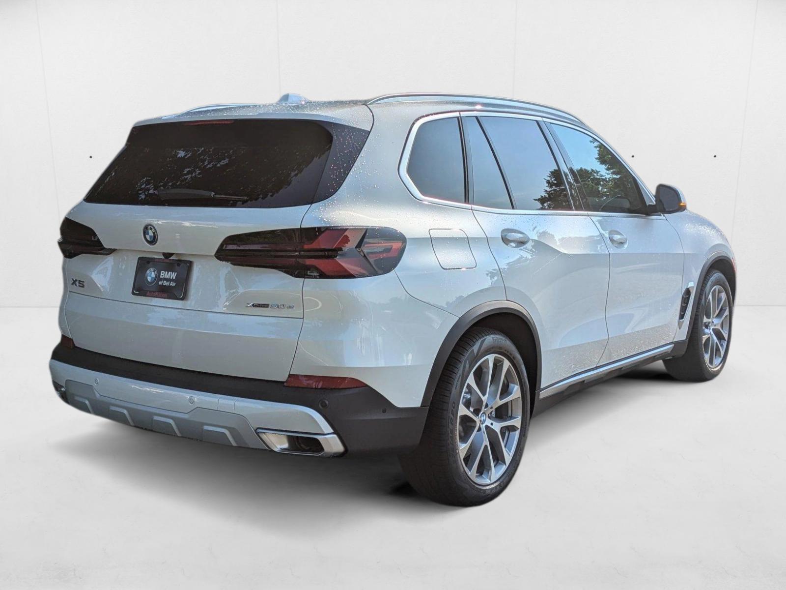 2026 Bmw X5 xDrive50e photo 2