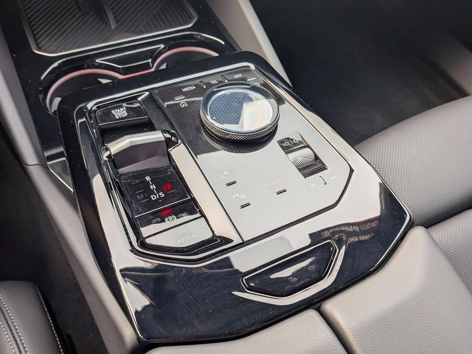 2026 BMW 5 Series 530i - Photo 13