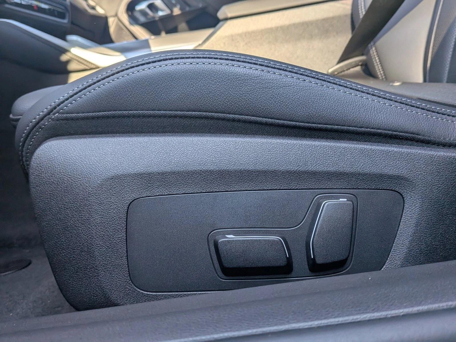 2025 BMW 2 Series 230i - Photo 11