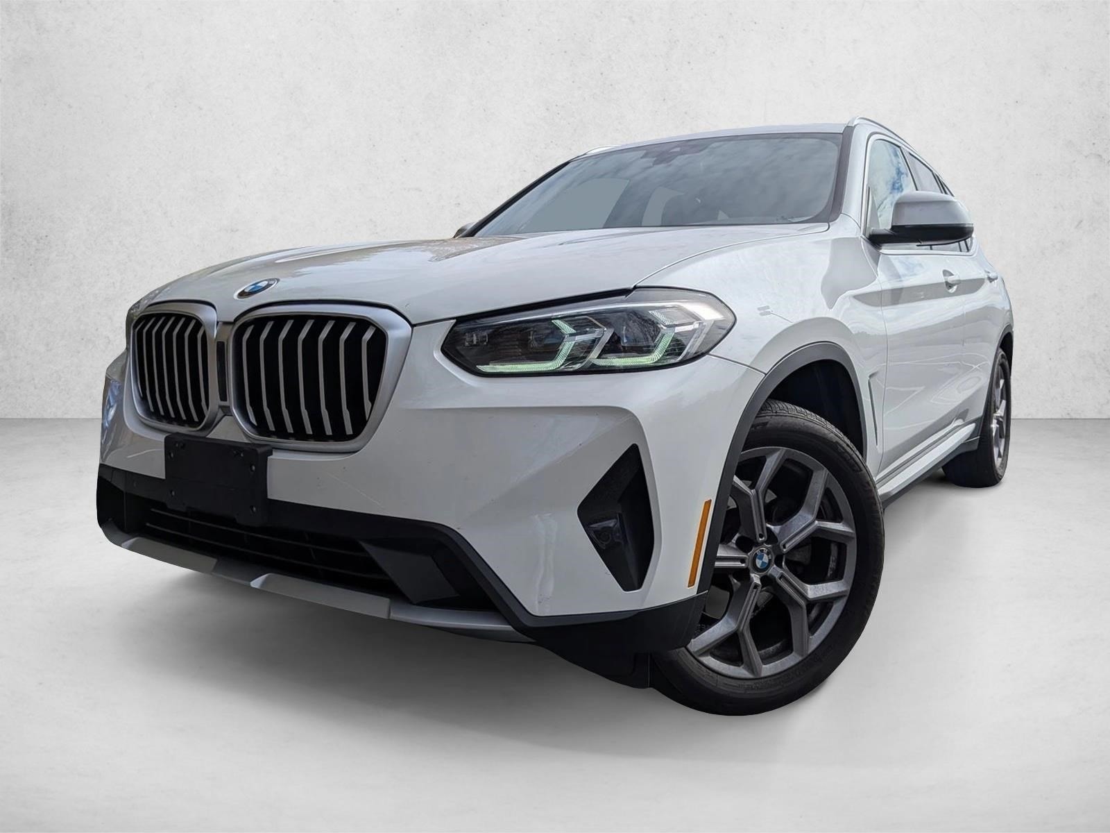 2023 BMW X3 30i