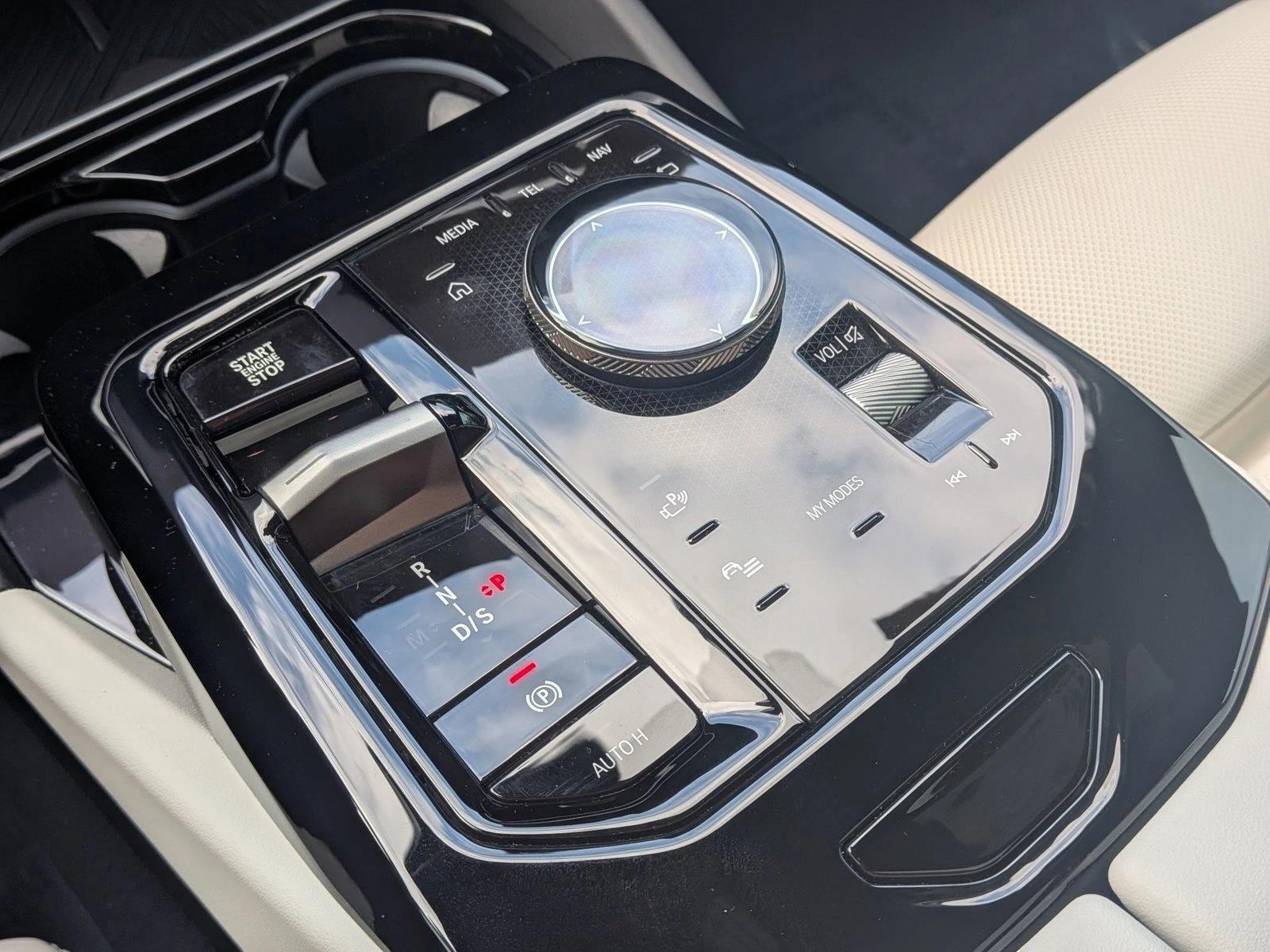 2026 BMW 5 Series 530i - Photo 13