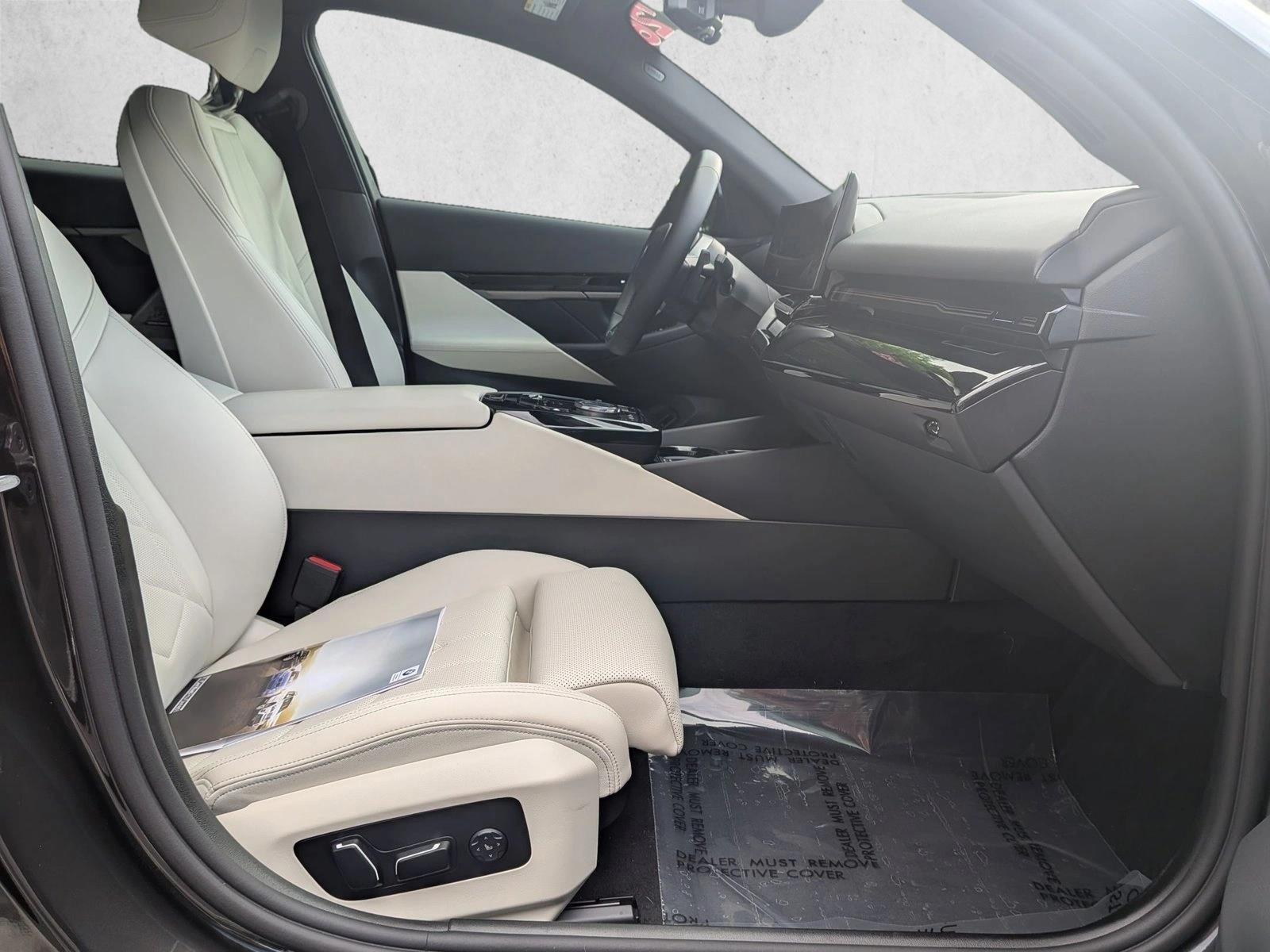 2026 BMW 5 Series 530i - Photo 22