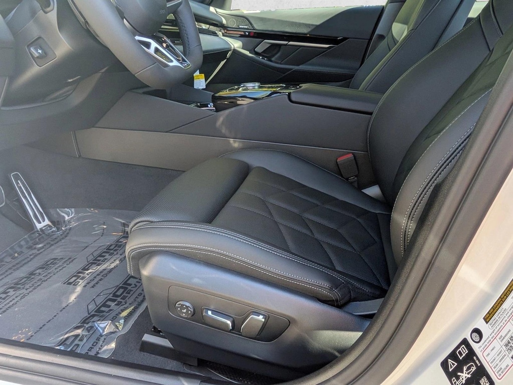 New 2026 BMW 530i xDrive Sedan