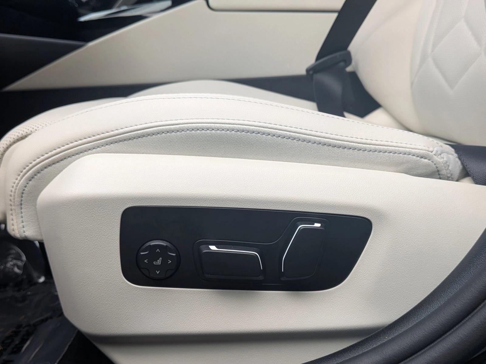 2026 BMW 5 Series 530i - Photo 11