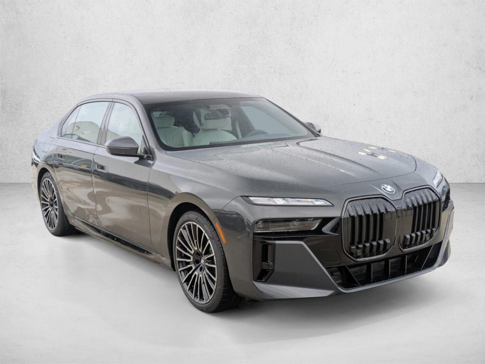 2026 BMW 7 Series 750e - Photo 7