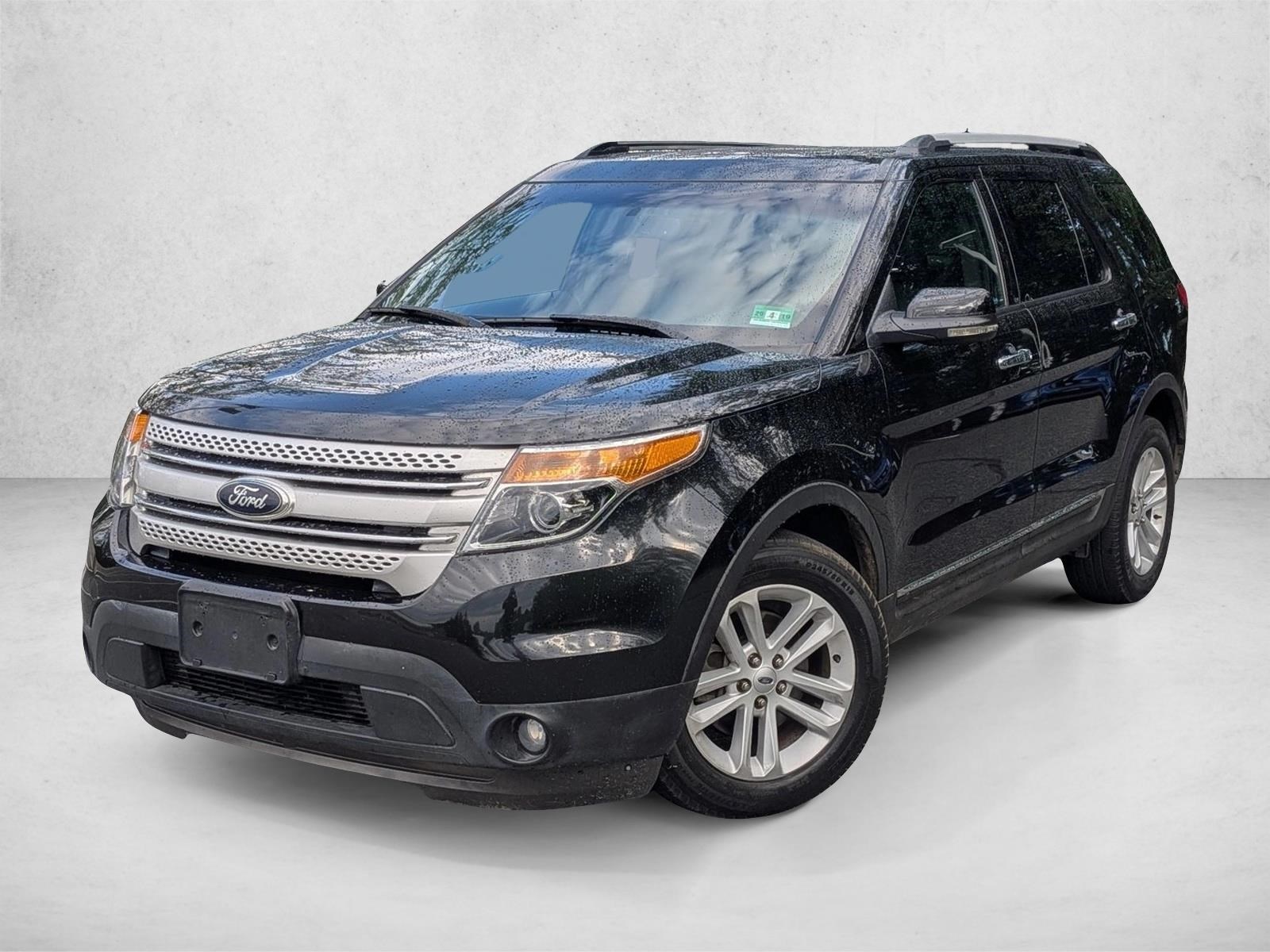 2013 Ford Explorer XLT's photo