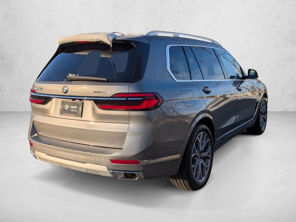 New 2026 BMW X7 xDrive40i SUV