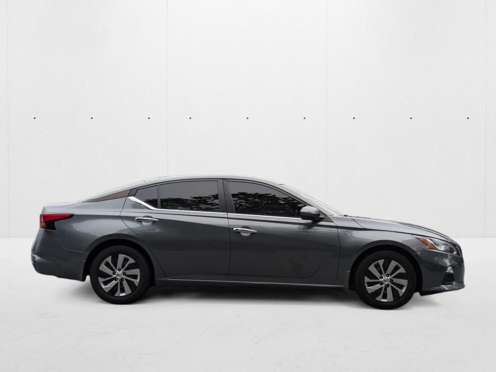 2020 Nissan Altima 2.5 S photo 4
