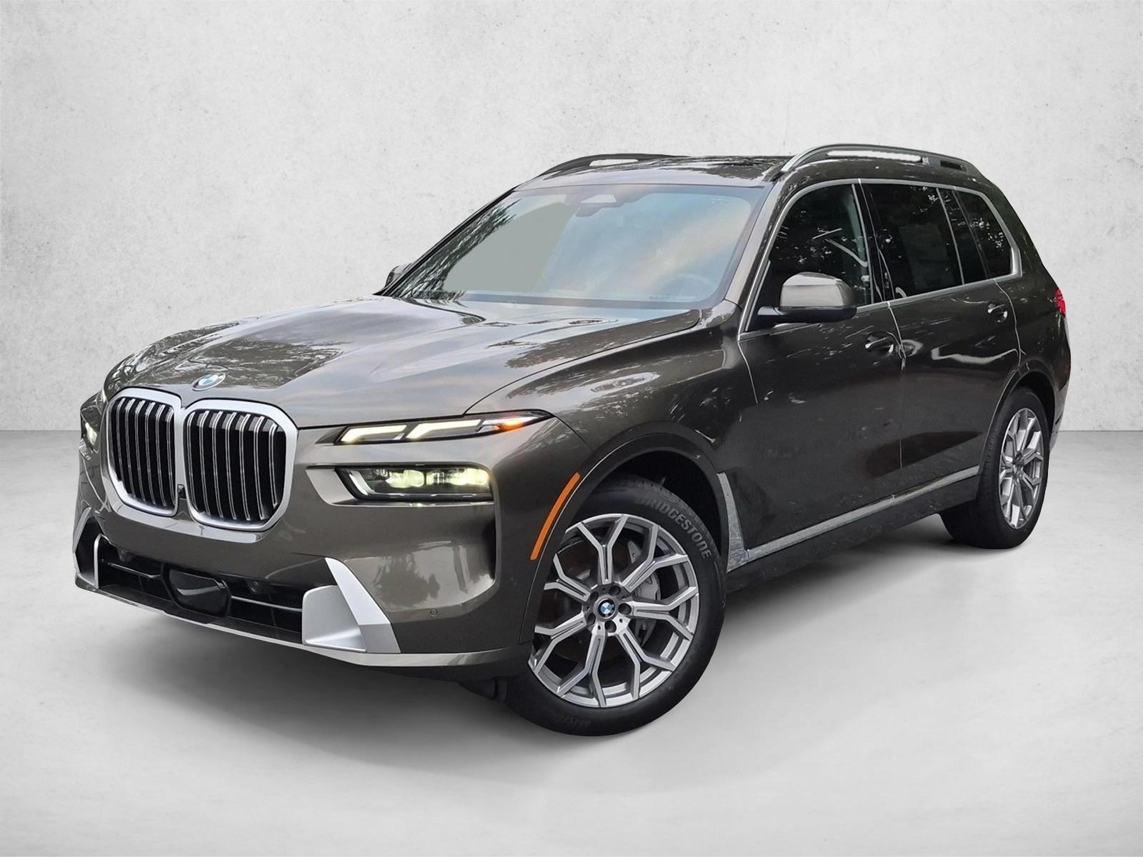 2027 BMW X7