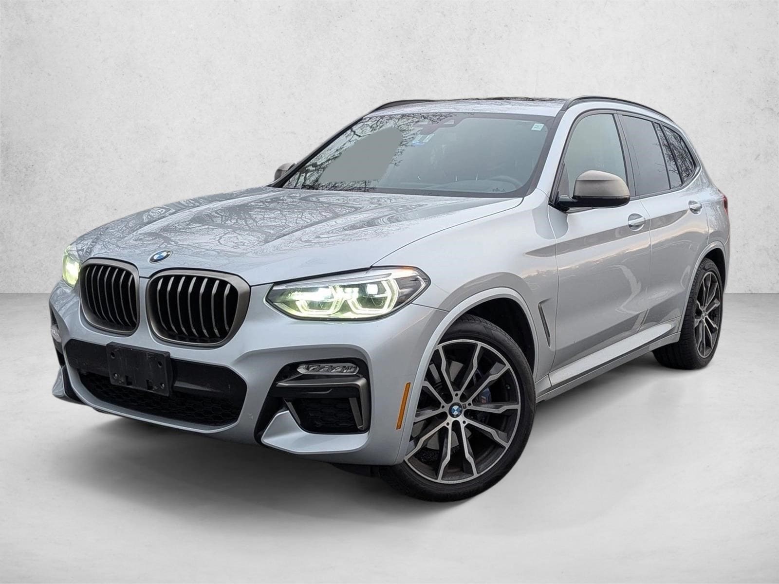 2019 BMW X3 40i's photo