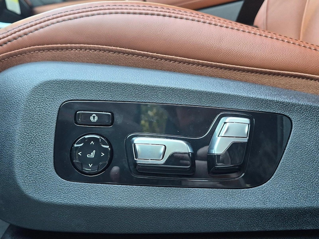 New 2026 BMW X5 PHEV xDrive50e SUV