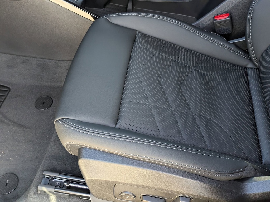 New 2026 BMW X1 xDrive28i SUV