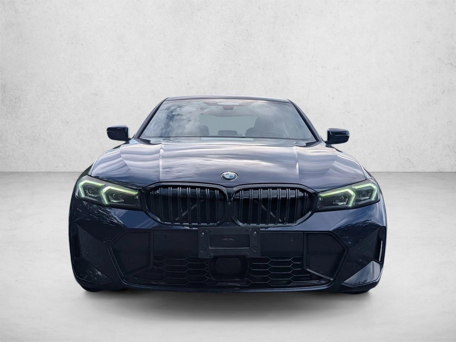 2023 Bmw 330i xDrive Sedan photo 2
