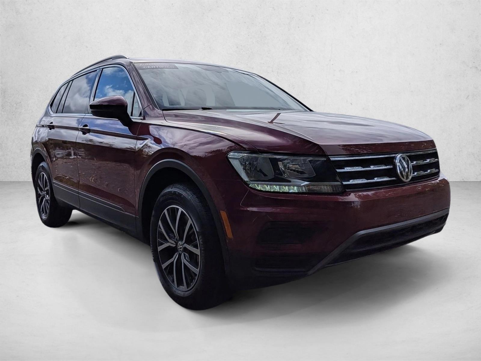 2019 Volkswagen Tiguan SE photo 3