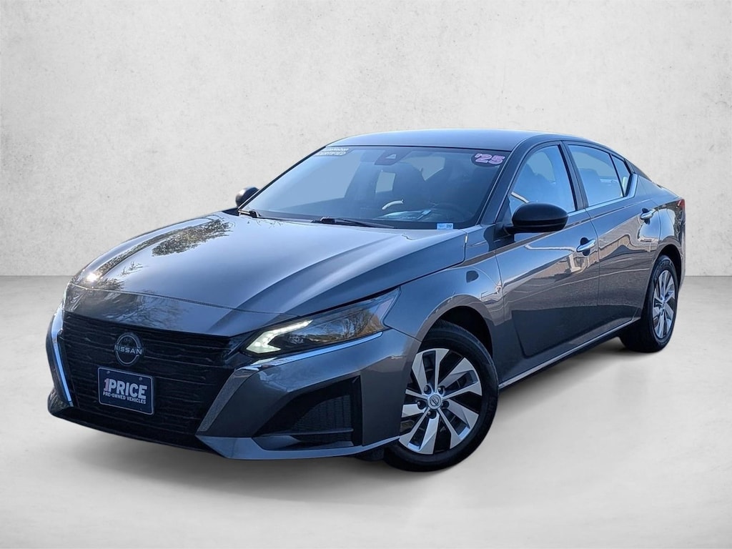Used 2025 Nissan Altima S Sedan