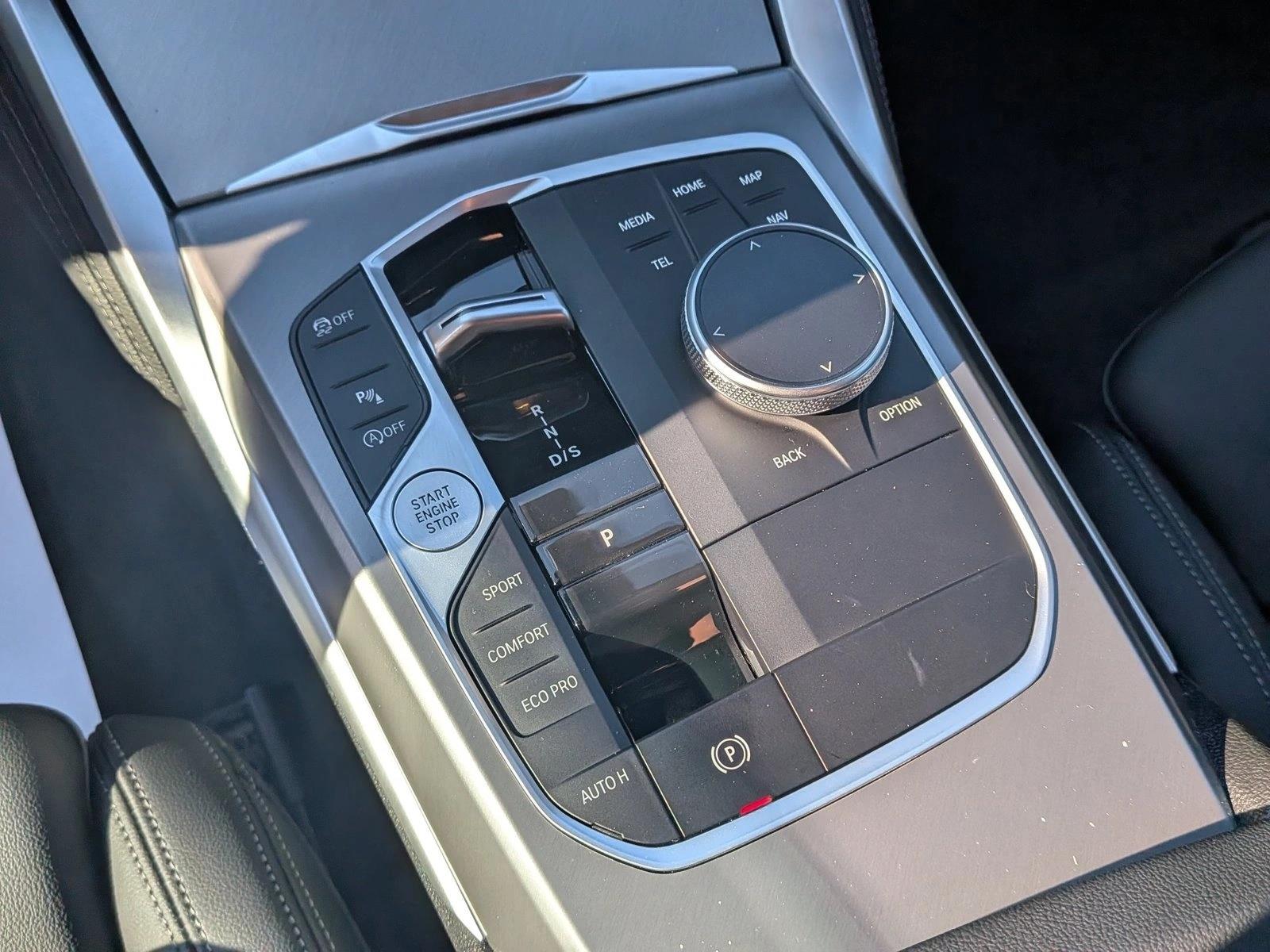 2025 BMW 2 Series 230i - Photo 13