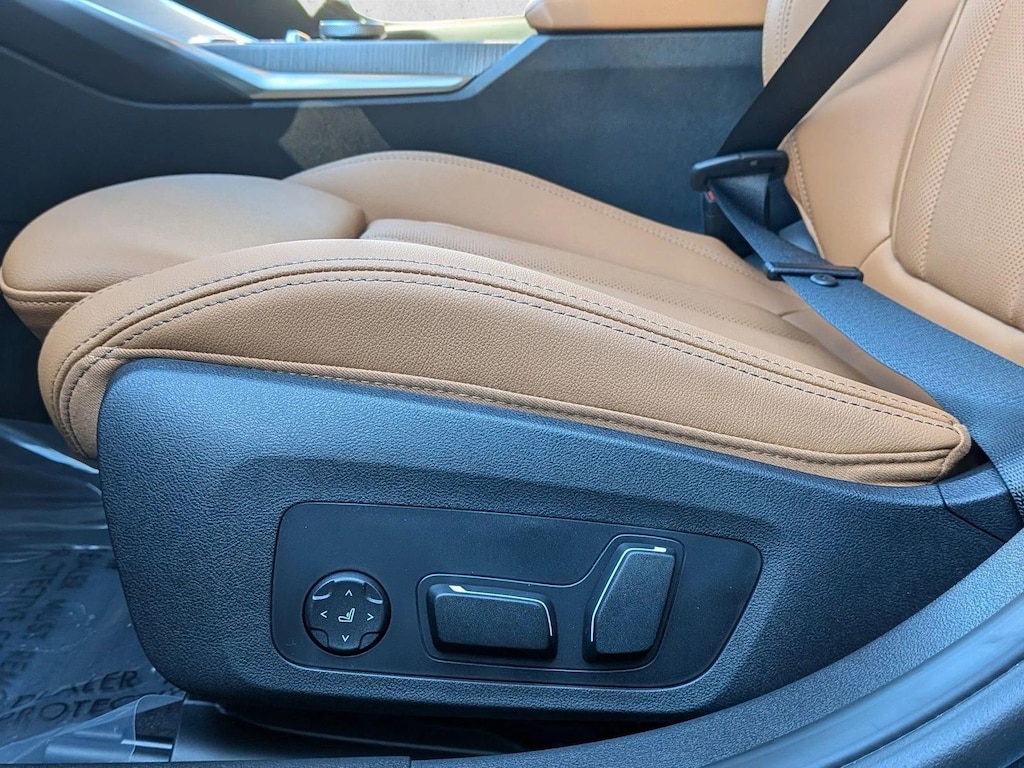 New 2026 BMW 330i xDrive Sedan