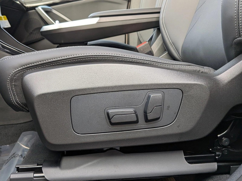 New 2026 BMW X1 xDrive28i SUV