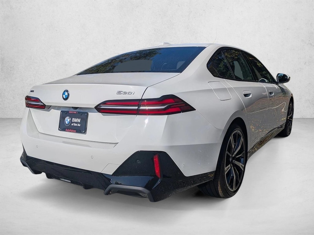 New 2026 BMW 530i xDrive Sedan