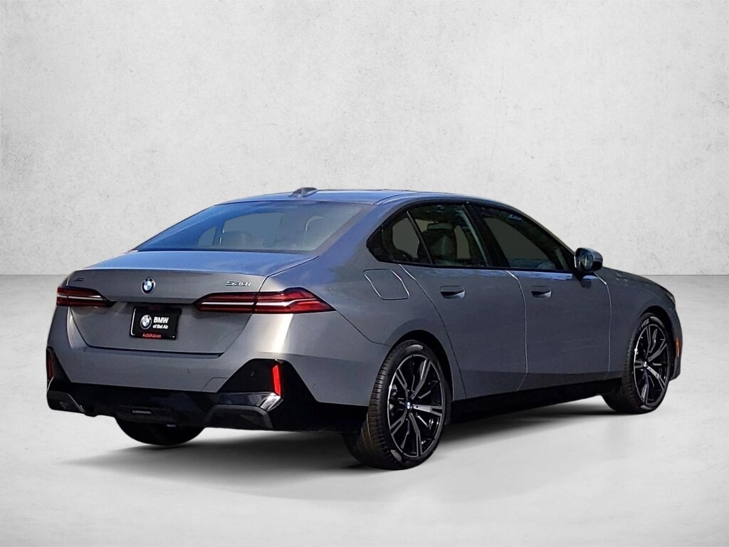 Used 2025 BMW 530i xDrive Sedan
