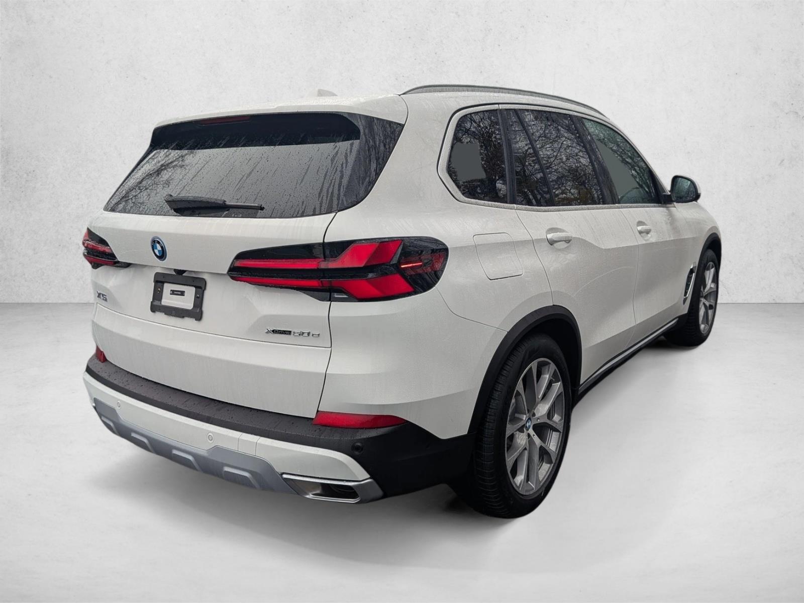 2026 Bmw X5 xDrive50e photo 2