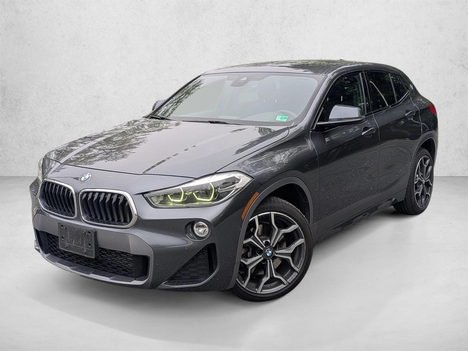 2020 BMW X2 xDrive28i's photo