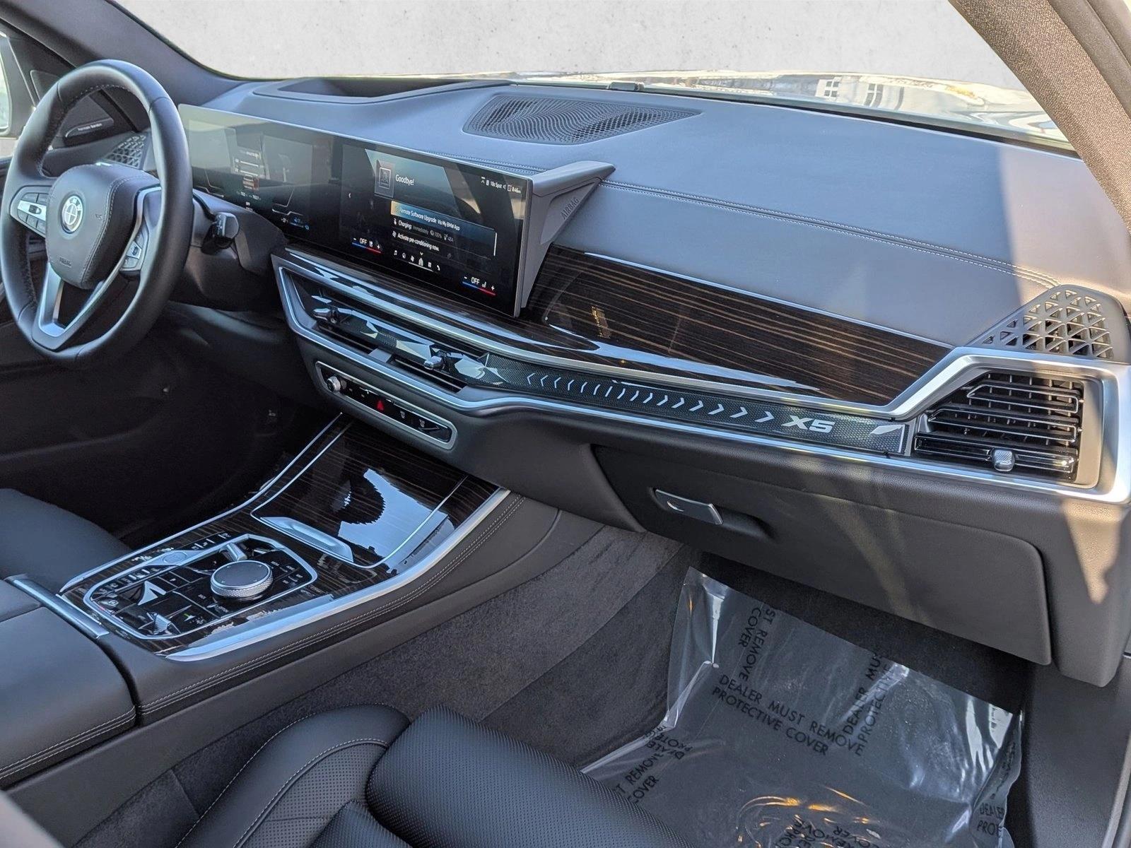 2026 BMW X5 50e - Photo 21
