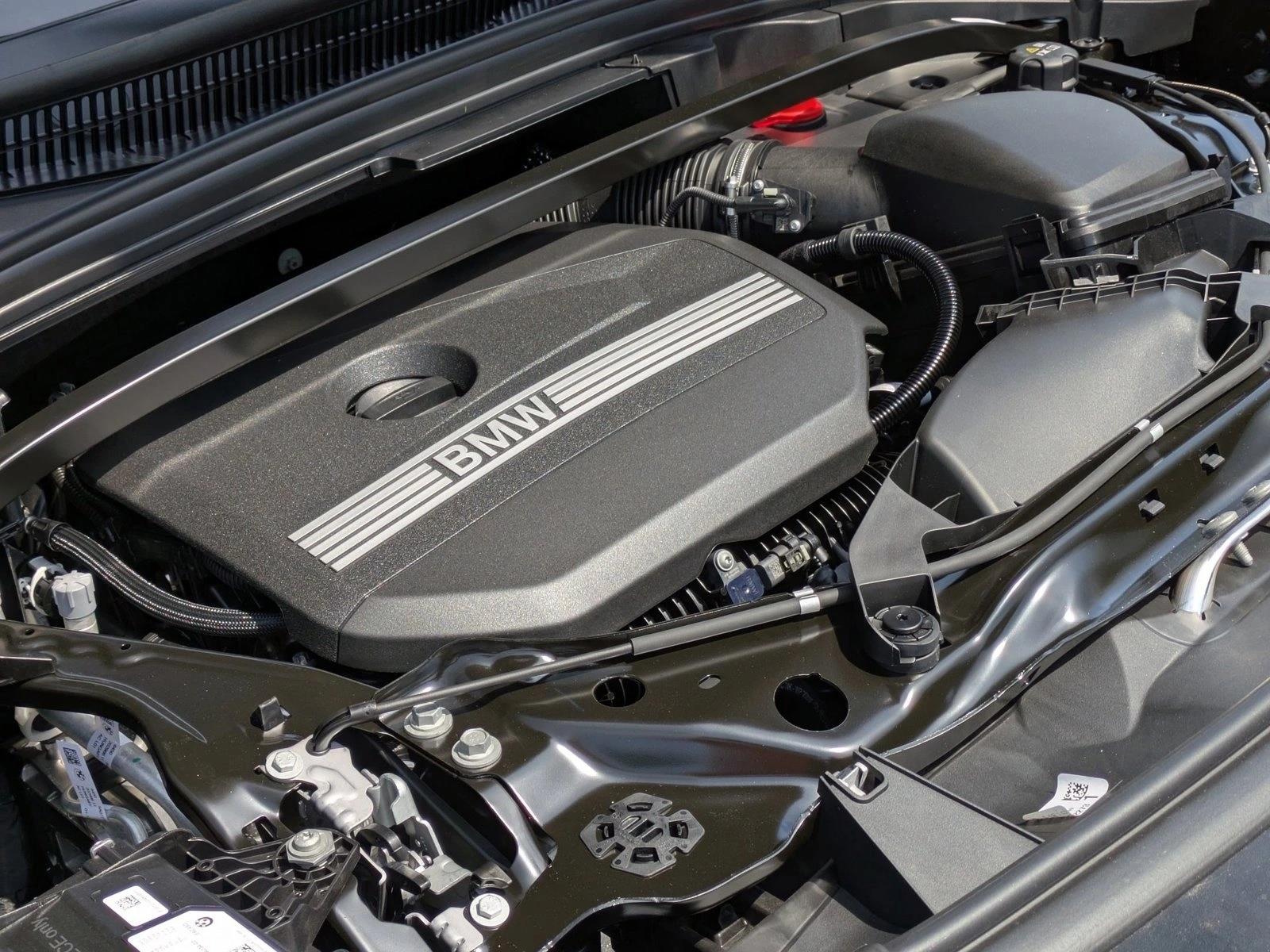 2025 BMW X1 28i - Photo 18