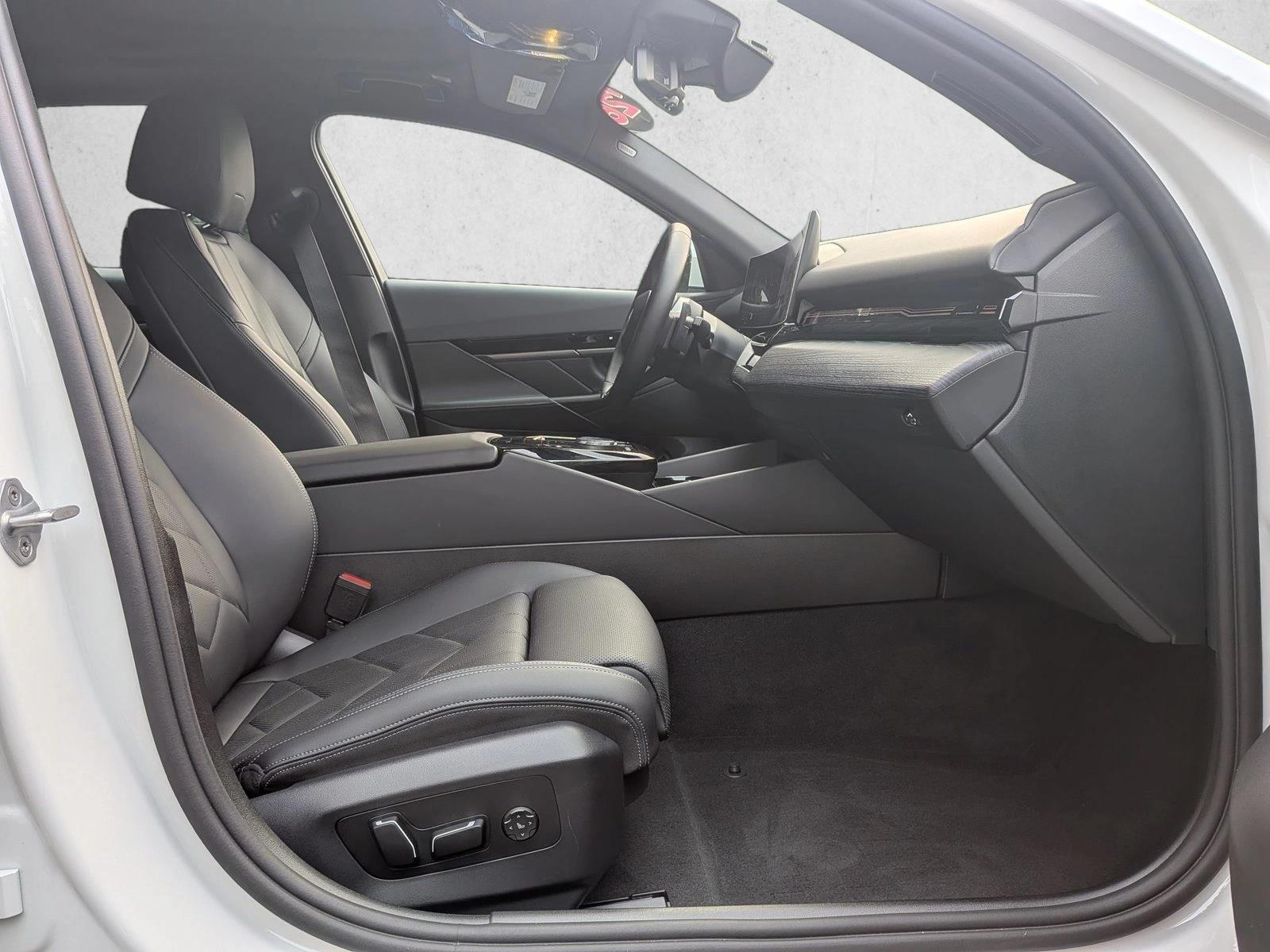 2026 BMW 5 Series 530i - Photo 22