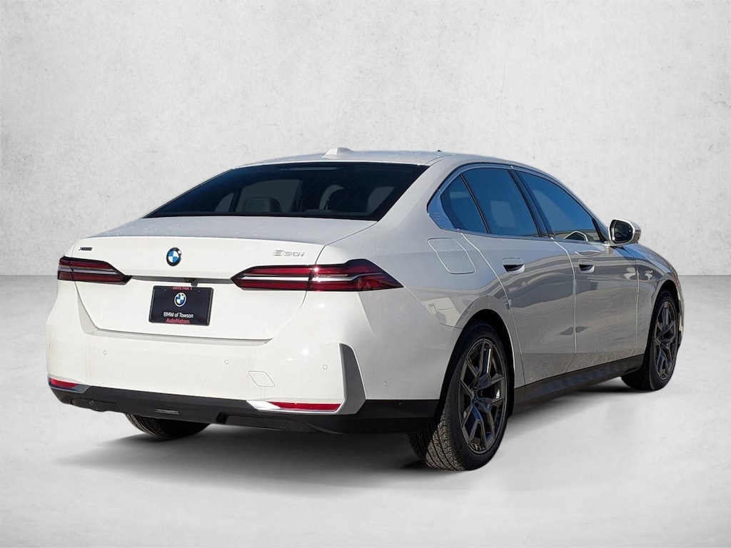 New 2026 BMW 530i xDrive Sedan