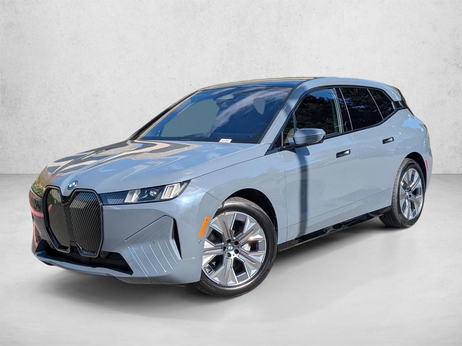 2026 BMW iX 45's photo