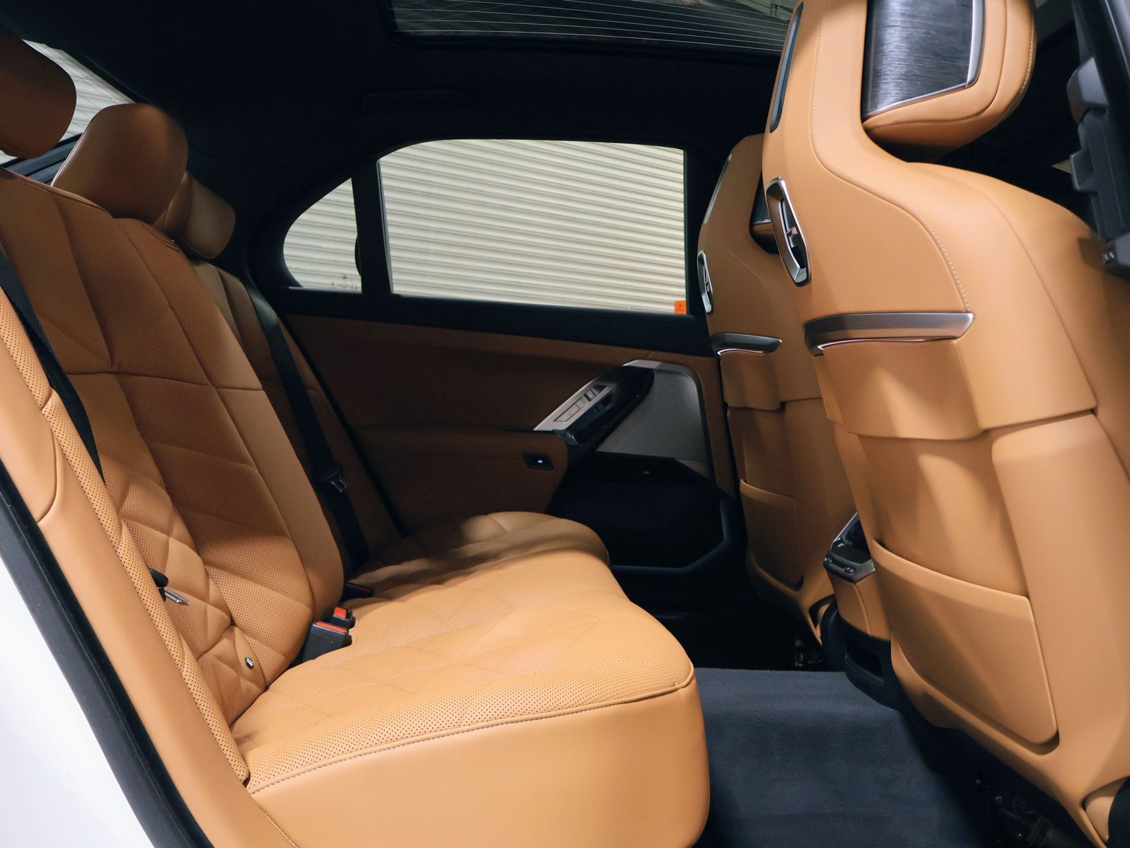 2025 BMW 7 Series 740i - Photo 29