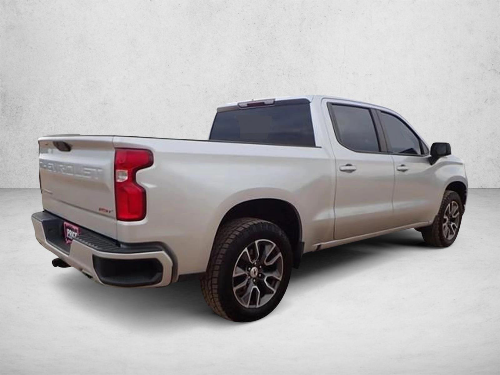 2021 Chevrolet Silverado 1500 RST photo 4