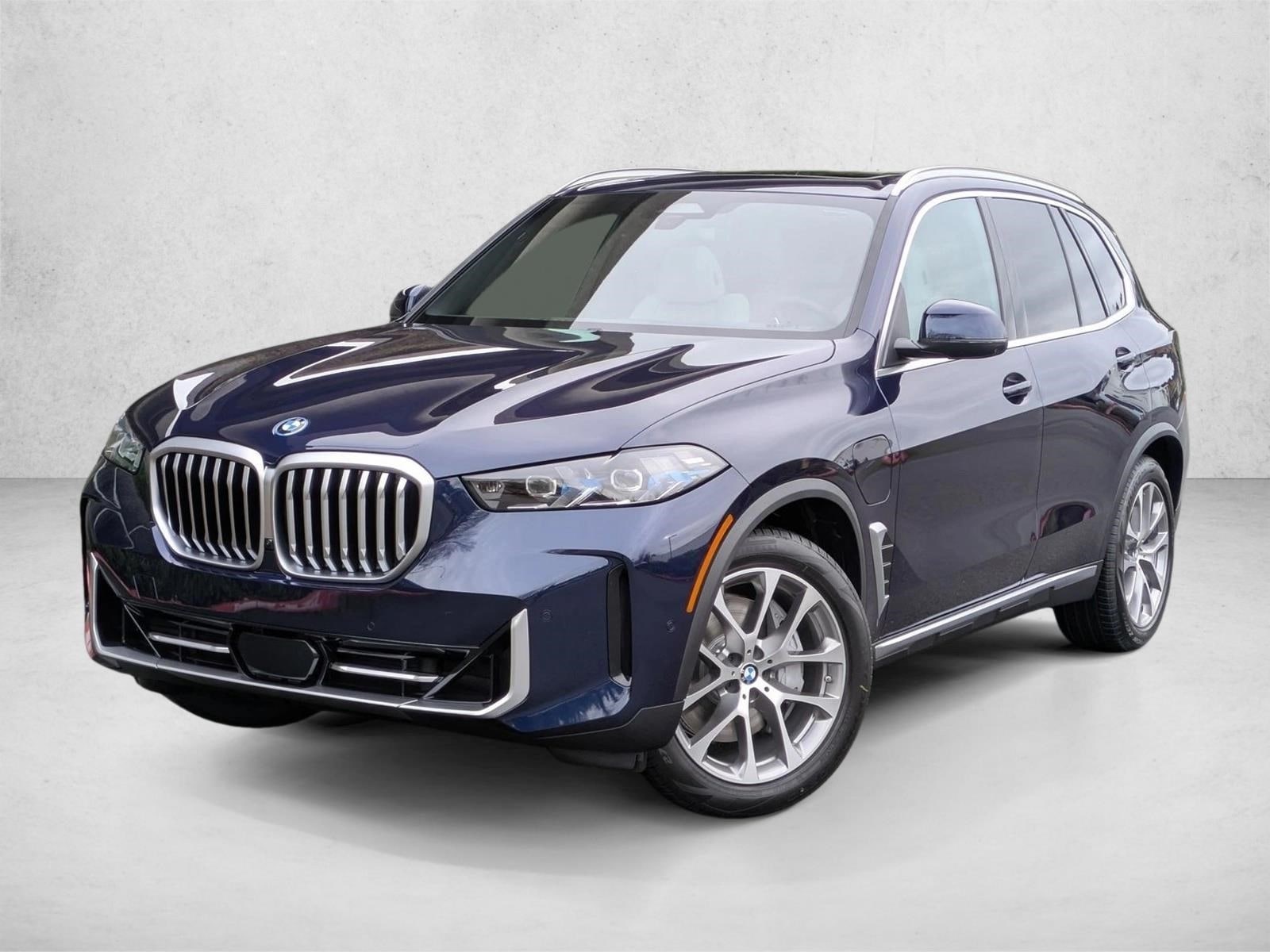 2026 BMW X5 50e's photo