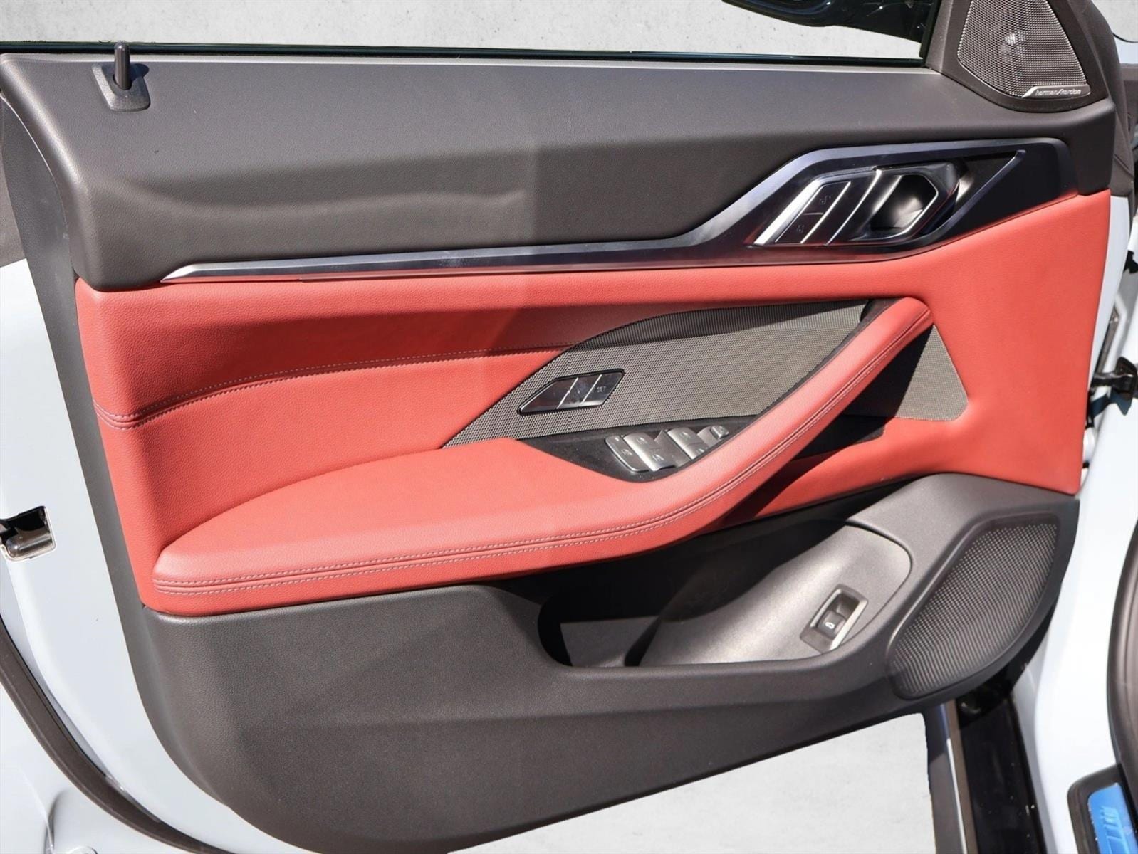 2025 BMW i4 M50 - Photo 12