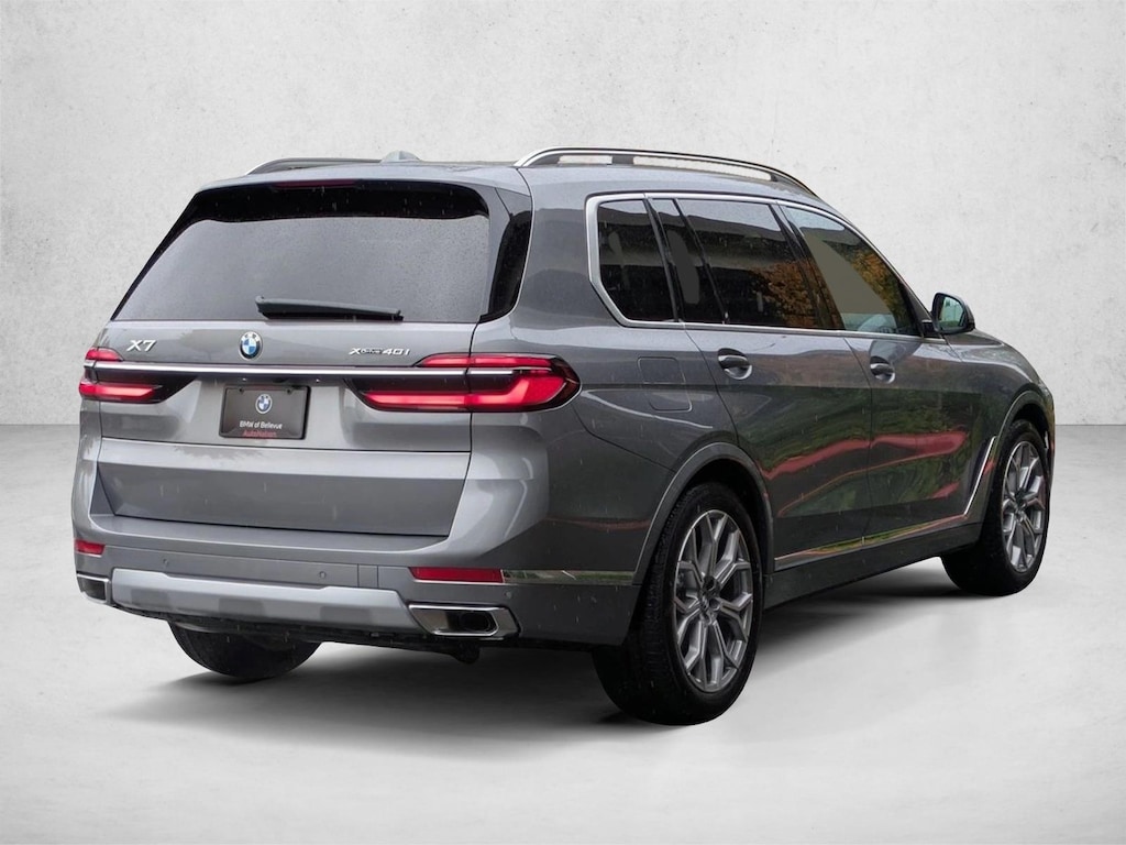 New 2026 BMW X7 xDrive40i SUV