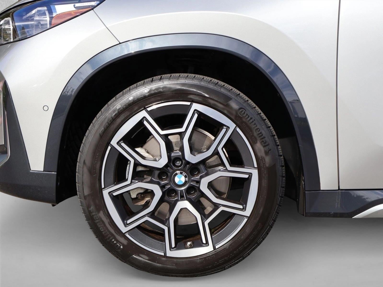 2026 BMW X1 28i - Photo 29