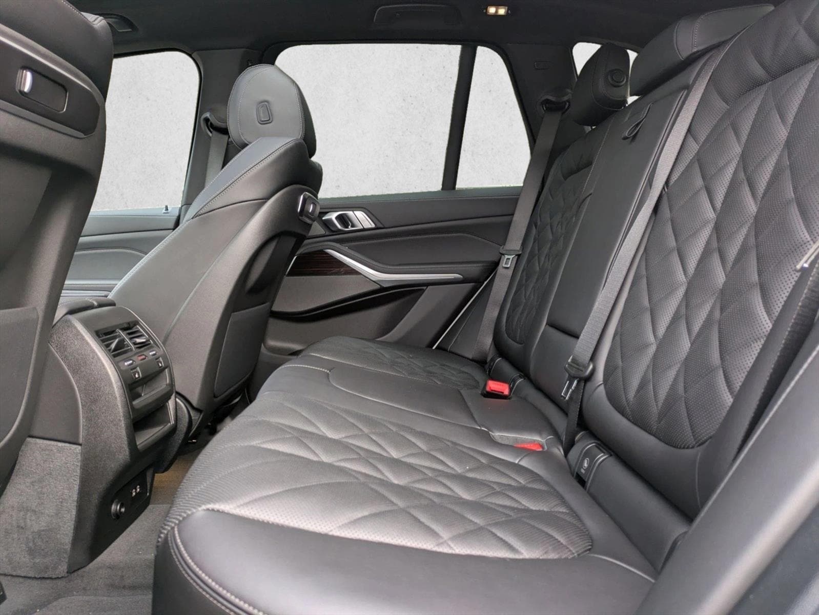 2026 BMW X5 40i - Photo 17