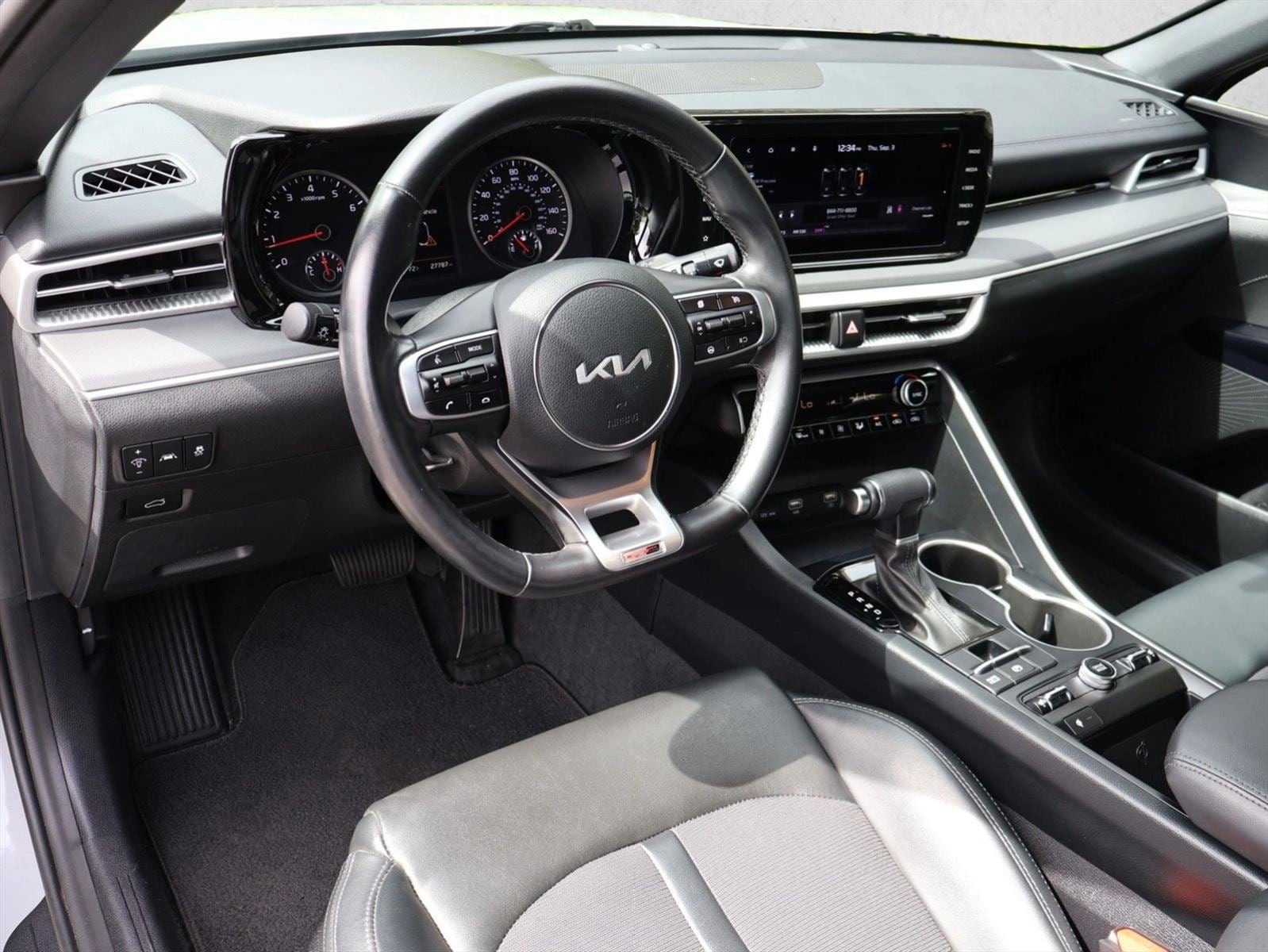 2022 Kia K5 GT-Line - Photo 13