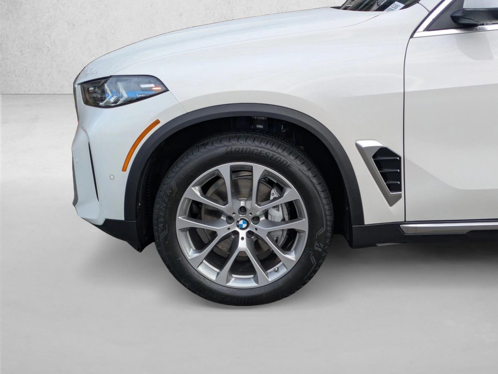 2026 BMW X5 40i - Photo 10