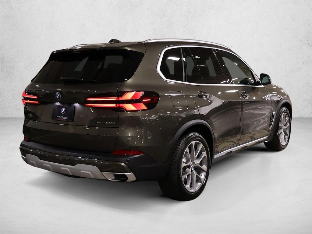 New 2026 BMW X5 PHEV xDrive50e SUV