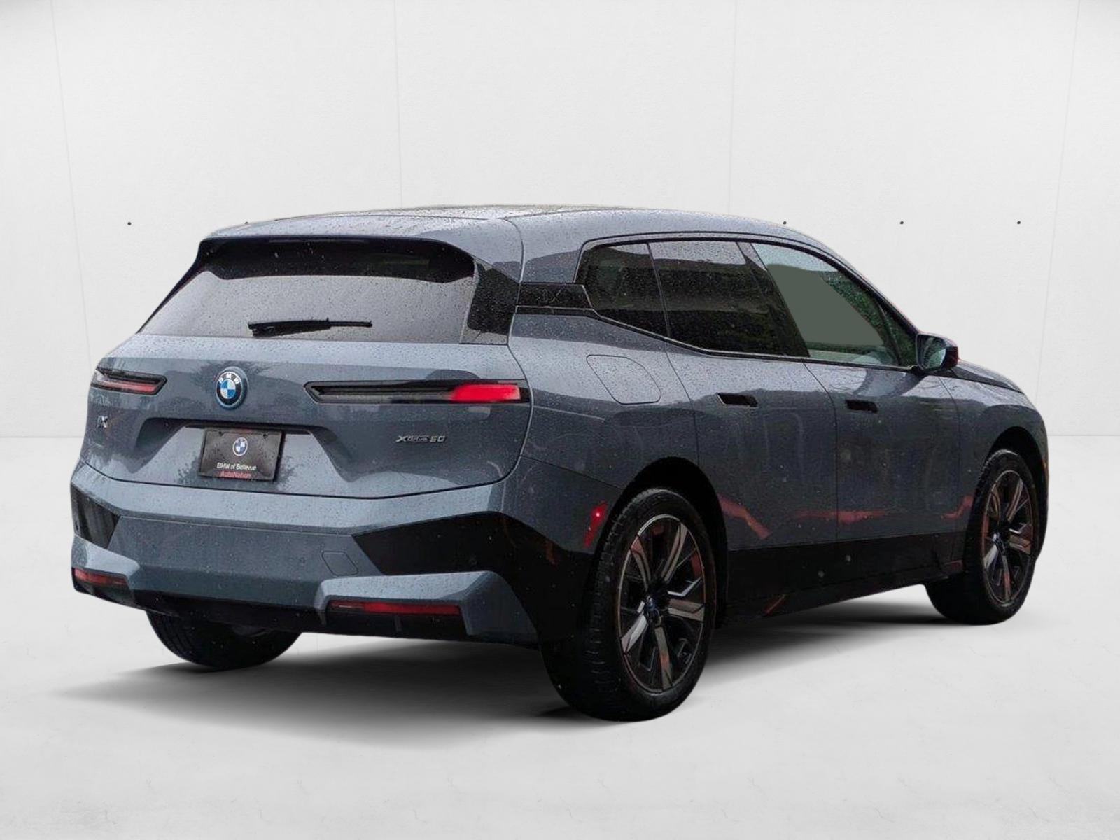 2025 Bmw iX photo 2