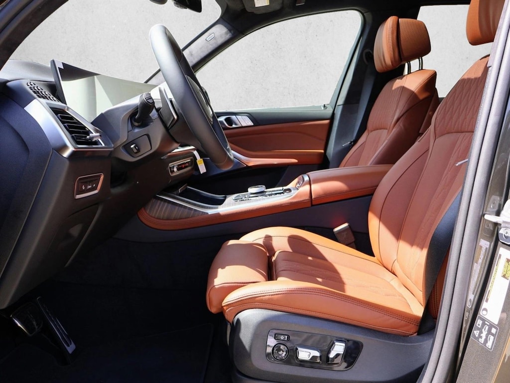 New 2027 BMW X7 xDrive40i SUV