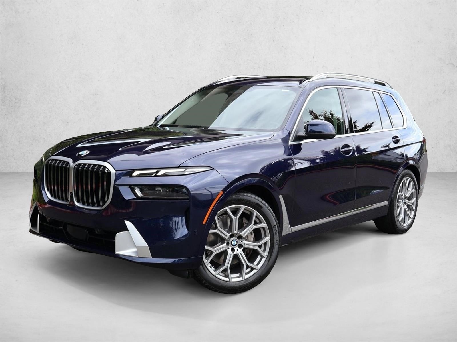 2023 BMW X7 xDrive40i's photo