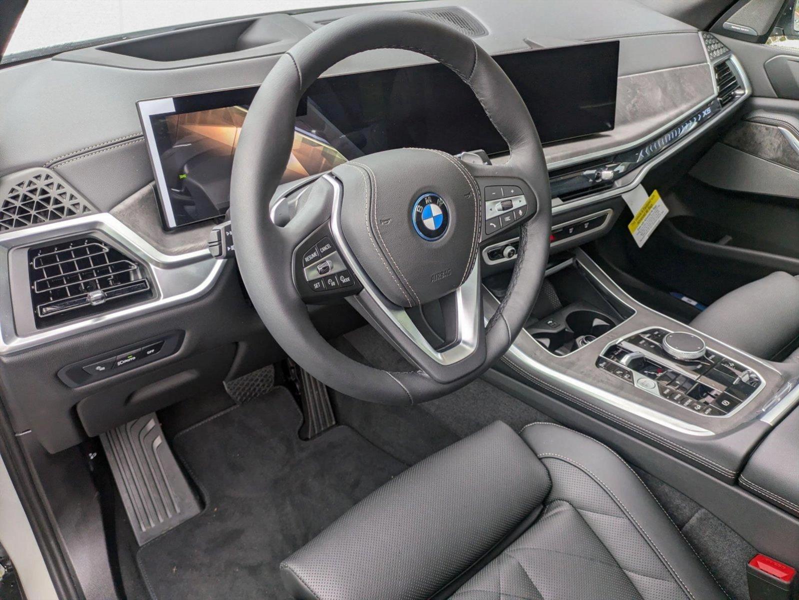 2025 Bmw X5 xDrive50e photo 2