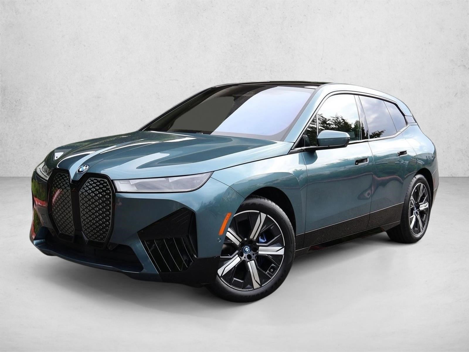 2023 BMW iX xDrive50's photo
