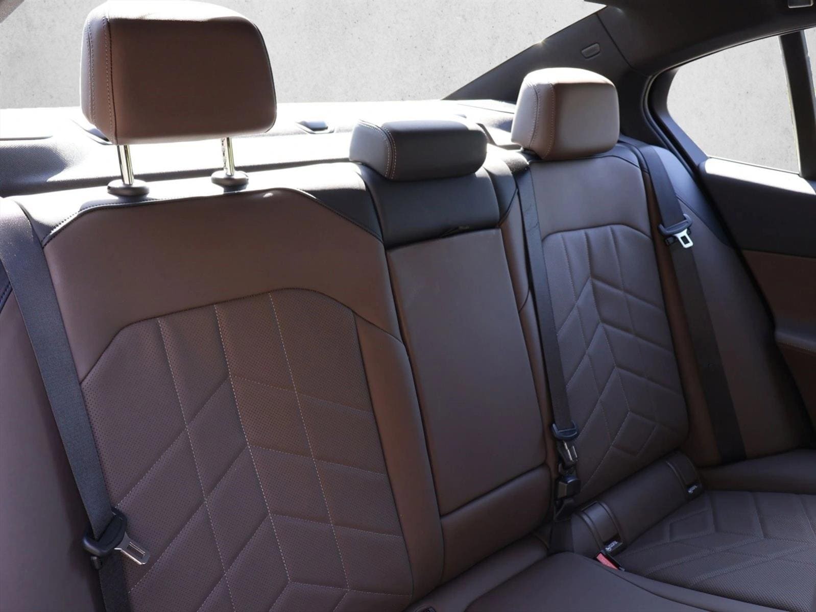 2026 BMW i5 40 - Photo 27