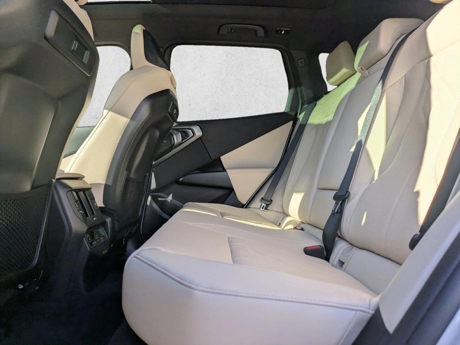 2026 BMW X3 30 - Photo 17